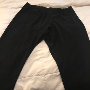 Capri Nordstrom leggings